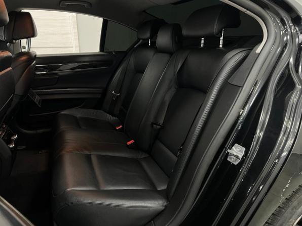 BMW 7 серии V (F01/F02/F04) Рестайлинг с пробегом 2013 года, цена 2 100 000 рублей, 306354 км, седан, Автокод Объявления