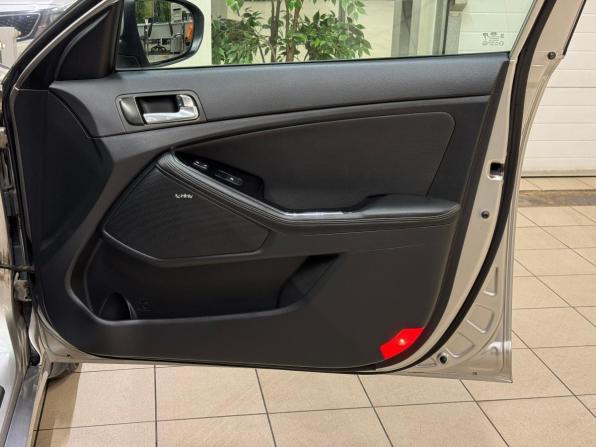 Kia Optima III Рестайлинг с пробегом 2014 года, цена 1 550 000 рублей, 170800 км, седан, Автокод Объявления