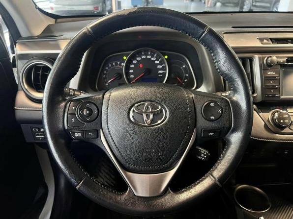 Toyota RAV4 IV (XA40) с пробегом 2014 года, цена 1 945 000 рублей, 161657 км, внедорожник, Автокод Объявления