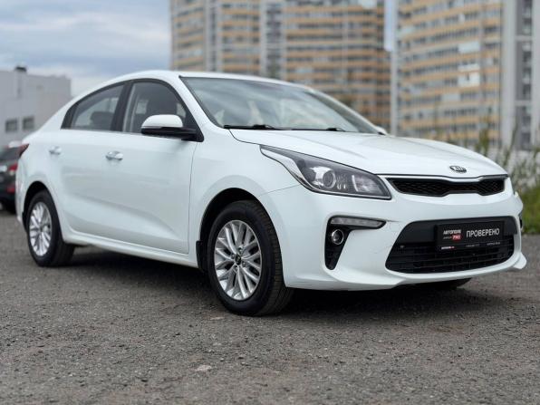 Kia Rio IV с пробегом 2017 года, цена 1 095 000 рублей, 140332 км, седан, Автокод Объявления