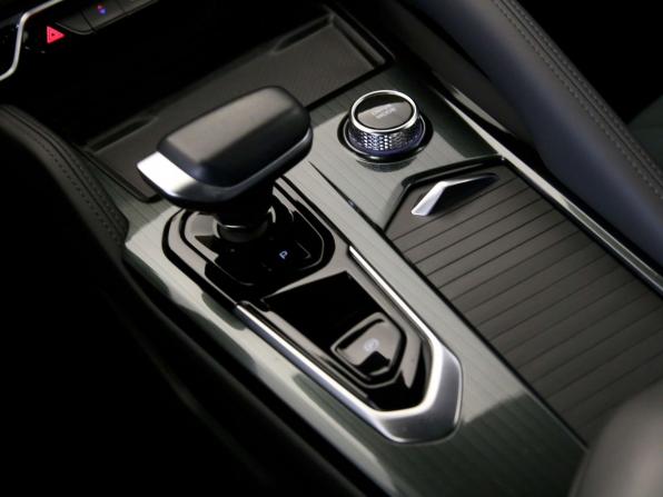 Geely Monjaro I с пробегом 2023 года, цена 2 735 000 рублей, 99844 км, внедорожник, Автокод Объявления