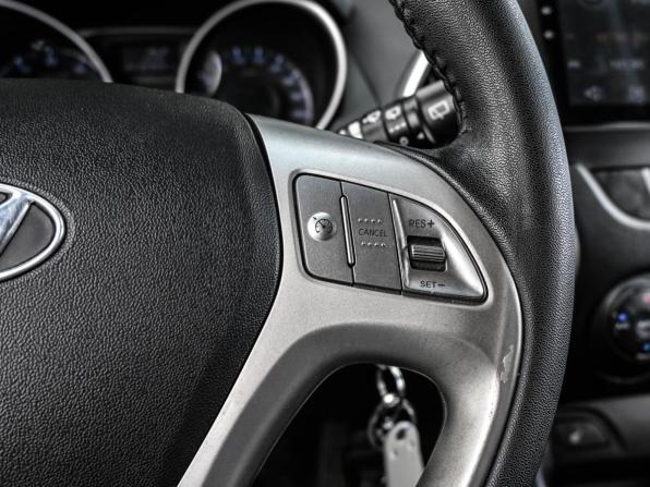 Hyundai ix35 I Рестайлинг с пробегом 2013 года, цена 1 249 000 рублей, 103591 км, внедорожник, Автокод Объявления