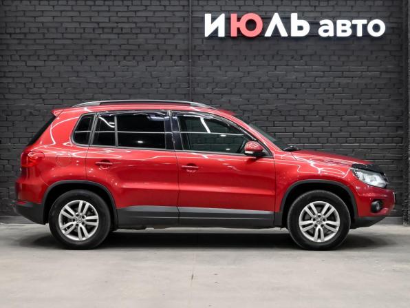 Volkswagen Tiguan I Рестайлинг с пробегом 2011 года, цена 1 100 000 рублей, 327508 км, внедорожник, Автокод Объявления