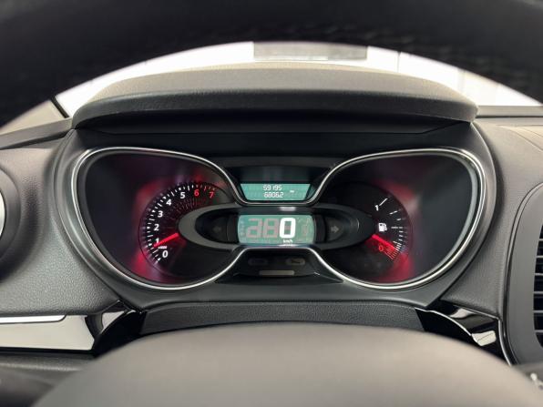 Renault Kaptur I Рестайлинг с пробегом 2021 года, цена 1 455 000 рублей, 59195 км, внедорожник, Автокод Объявления