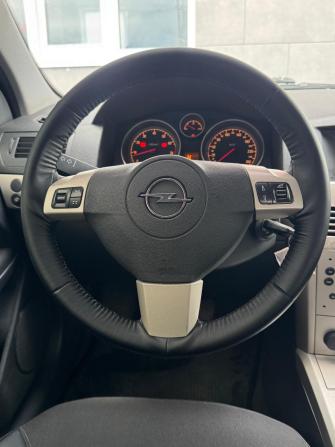 Opel Astra H Рестайлинг с пробегом 2007 года, цена 340 000 рублей, 265050 км, хэтчбек, Автокод Объявления