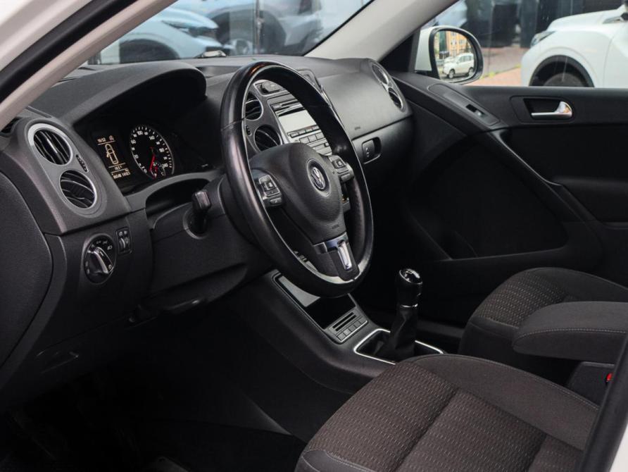 Volkswagen Tiguan I Рестайлинг Москва  - изображение 12
