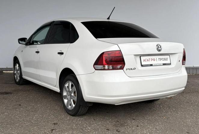 Volkswagen Polo V с пробегом 2013 года, цена 619 000 рублей, 247975 км, седан, Автокод Объявления
