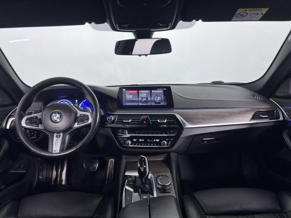 BMW 5 серии VII (G30/G31/G38) с пробегом 2018 года, цена 2 700 000 рублей, 174000 км, седан, Автокод Объявления