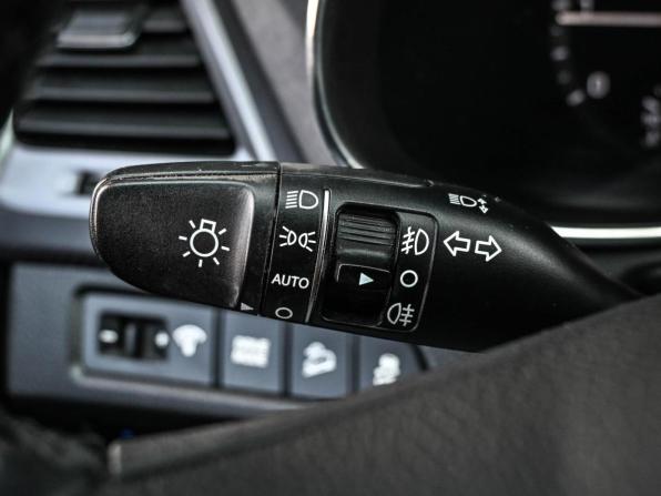 Hyundai Santa Fe III Рестайлинг с пробегом 2018 года, цена 2 349 000 рублей, 256929 км, внедорожник, Автокод Объявления