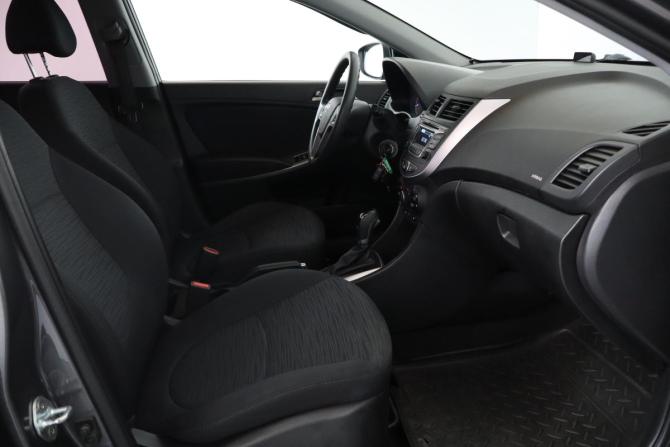 Hyundai Solaris I Рестайлинг с пробегом 2016 года, цена 999 000 рублей, 110800 км, хэтчбек, Автокод Объявления