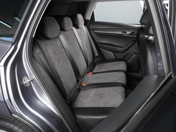 Skoda Karoq I с пробегом 2020 года, цена 2 475 000 рублей, 85852 км, внедорожник, Автокод Объявления