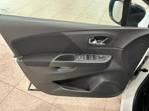Renault Kaptur I с пробегом 2018 года, цена 1 129 000 рублей, 112627 км, внедорожник, Автокод Объявления