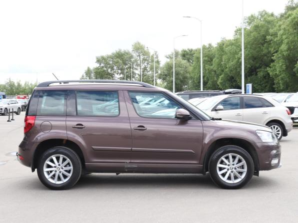 Skoda Yeti I Рестайлинг с пробегом 2014 года, цена 1 330 000 рублей, 90558 км, внедорожник, Автокод Объявления