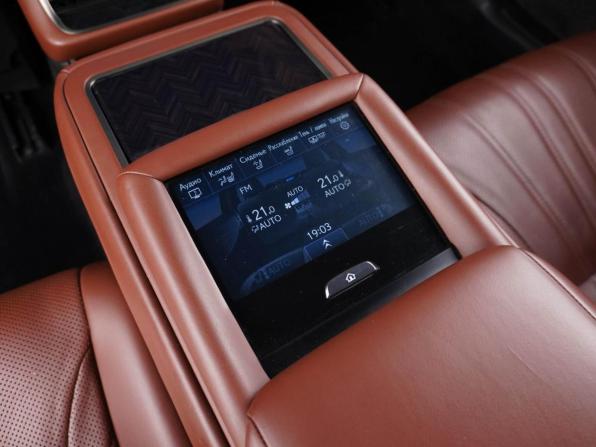 Lexus LS V с пробегом 2018 года, цена 3 900 055 рублей, 193769 км, седан, Автокод Объявления