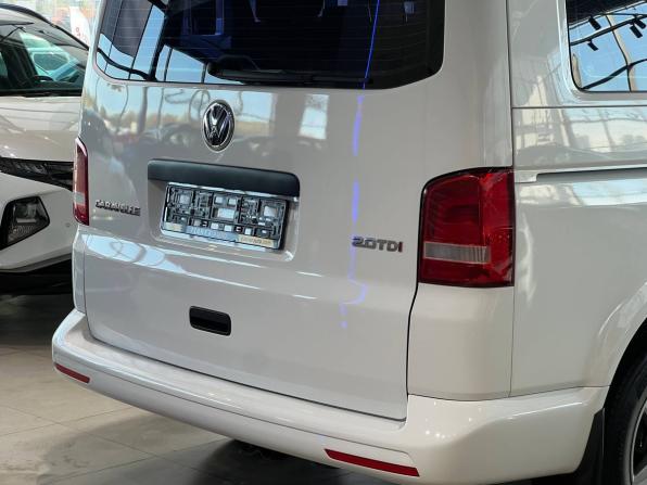 Volkswagen Caravelle T5 Рестайлинг с пробегом 2014 года, цена 2 120 000 рублей, 286000 км, минивэн, Автокод Объявления
