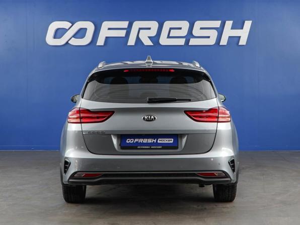 Kia Ceed III с пробегом 2021 года, цена 2 099 055 рублей, 66166 км, универсал, Автокод Объявления