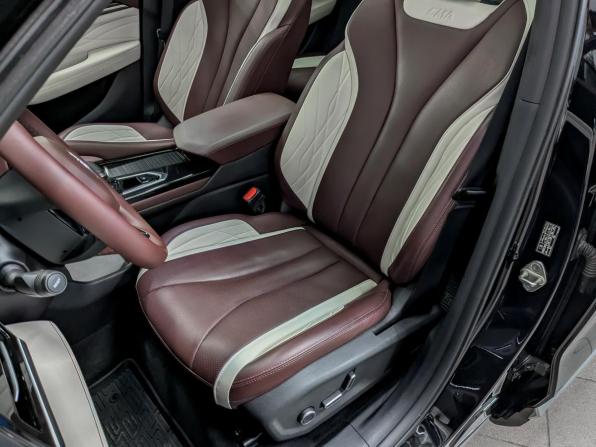 Geely Monjaro I с пробегом 2023 года, цена 2 735 000 рублей, 89462 км, внедорожник, Автокод Объявления