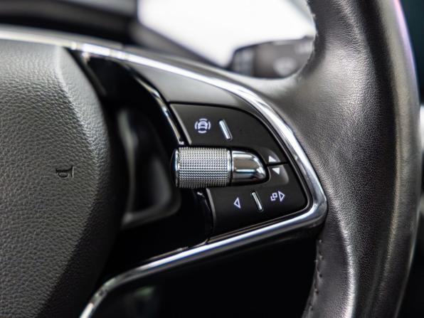 Skoda Rapid II с пробегом 2021 года, цена 1 598 000 рублей, 140207 км, лифтбек, Автокод Объявления
