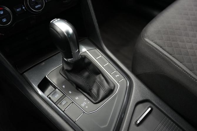 Volkswagen Tiguan II с пробегом 2017 года, цена 2 300 000 рублей, 184000 км, внедорожник, Автокод Объявления