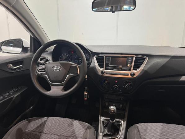 Hyundai Solaris II Рестайлинг с пробегом 2021 года, цена 1 645 000 рублей, 56000 км, седан, Автокод Объявления