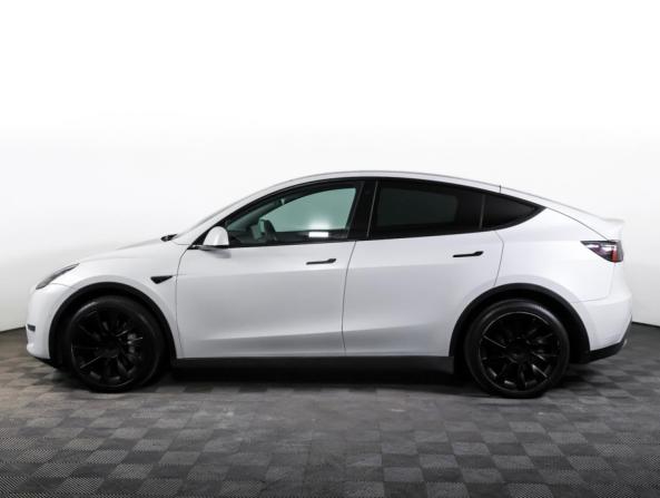 Tesla Model Y I с пробегом 2021 года, цена 4 133 098 рублей, 28138 км, внедорожник, Автокод Объявления