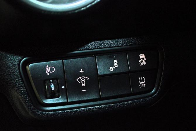 Kia Cerato IV Рестайлинг с пробегом 2022 года, цена 2 300 000 рублей, 80000 км, седан, Автокод Объявления