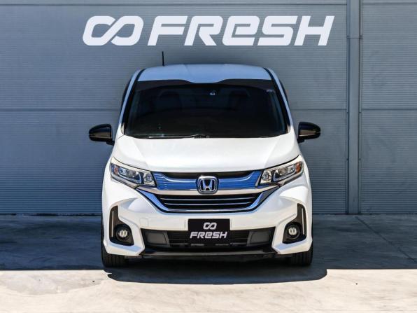 Honda Freed II Рестайлинг с пробегом 2019 года, цена 1 900 000 рублей, 67986 км, компактвэн, Автокод Объявления