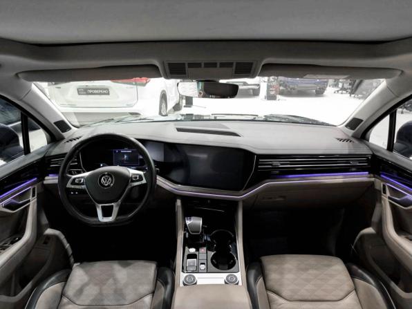 Volkswagen Touareg III с пробегом 2019 года, цена 4 830 000 рублей, 174423 км, внедорожник, Автокод Объявления