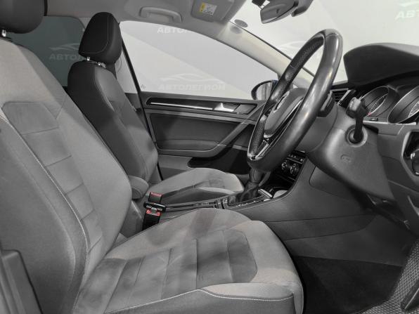 Volkswagen Golf VII Рестайлинг с пробегом 2017 года, цена 1 550 000 рублей, 127000 км, универсал, Автокод Объявления