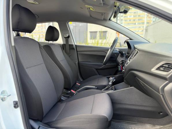 Hyundai Solaris II Рестайлинг с пробегом 2020 года, цена 1 385 000 рублей, 58000 км, седан, Автокод Объявления