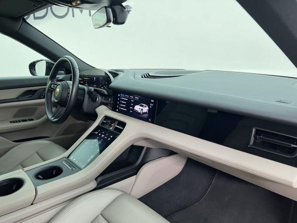 Porsche Taycan I с пробегом 2022 года, цена 9 990 000 рублей, 27300 км, универсал, Автокод Объявления