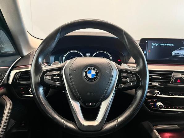 BMW 5 серии VII (G30/G31/G38) с пробегом 2018 года, цена 3 850 000 рублей, 96102 км, седан, Автокод Объявления