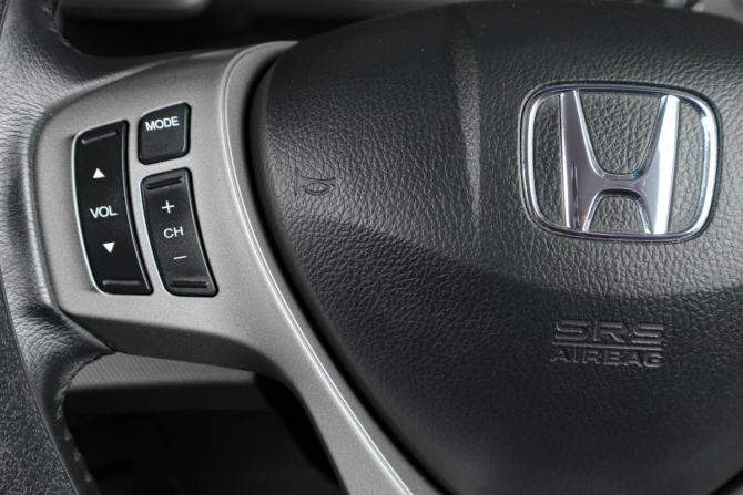 Honda Freed I с пробегом 2013 года, цена 1 239 000 рублей, 217000 км, компактвэн, Автокод Объявления