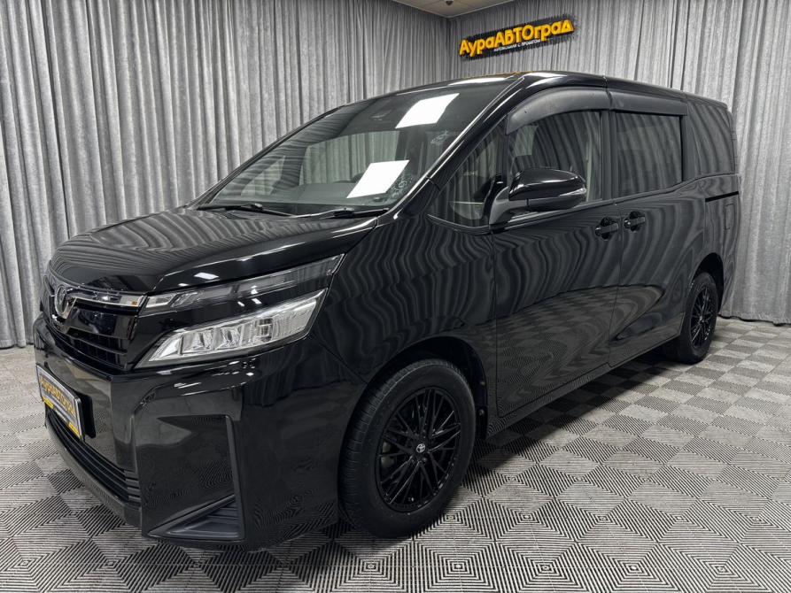 Toyota Voxy III (R80) Рестайлинг Стерлитамак  - изображение 7