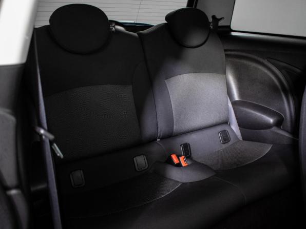 Mini Hatch II (R56) Рестайлинг с пробегом 2011 года, цена 610 000 рублей, 244753 км, хэтчбек, Автокод Объявления
