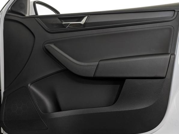 Skoda Rapid II с пробегом 2021 года, цена 1 225 000 рублей, 163281 км, лифтбек, Автокод Объявления