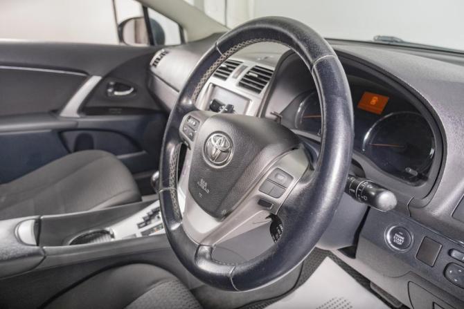 Toyota Avensis III Рестайлинг с пробегом 2012 года, цена 1 429 000 рублей, 224000 км, универсал, Автокод Объявления