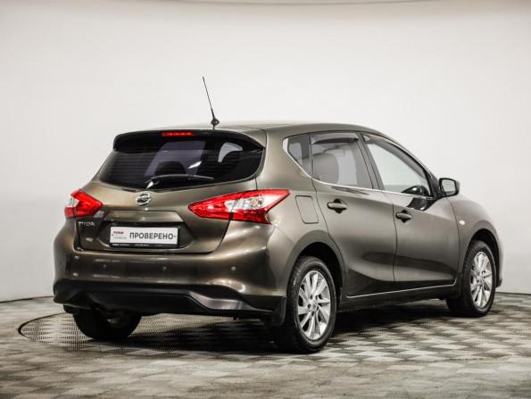 Nissan Tiida II с пробегом 2015 года, цена 1 249 000 рублей, 67025 км, хэтчбек, Автокод Объявления