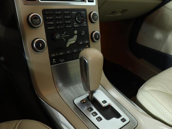 Volvo XC70 II с пробегом 2011 года, цена 1 149 000 рублей, 289000 км, универсал, Автокод Объявления