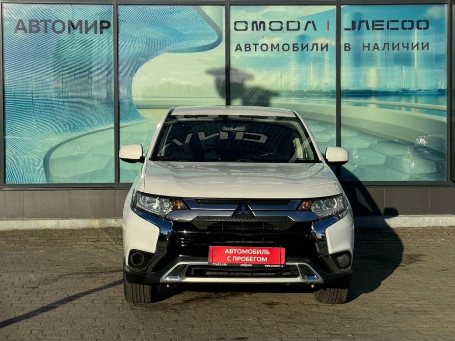 Mitsubishi Outlander III Рестайлинг 3 Архангельск  - изображение 2