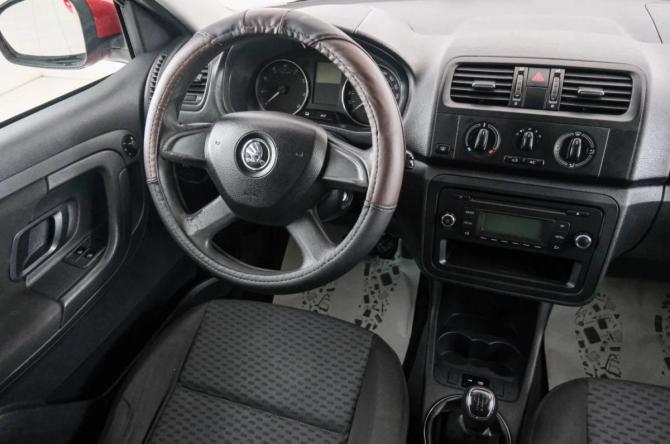 Skoda Fabia II Рестайлинг с пробегом 2013 года, цена 299 000 рублей, 201000 км, хэтчбек, Автокод Объявления