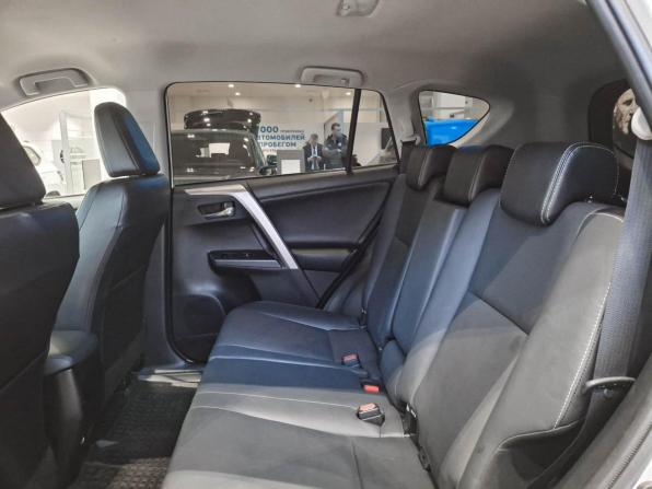 Toyota RAV4 IV (XA40) Рестайлинг с пробегом 2015 года, цена 2 590 000 рублей, 81246 км, внедорожник, Автокод Объявления