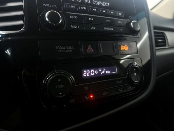 Mitsubishi Outlander III Рестайлинг 2 с пробегом 2015 года, цена 1 749 000 рублей, 179909 км, внедорожник, Автокод Объявления