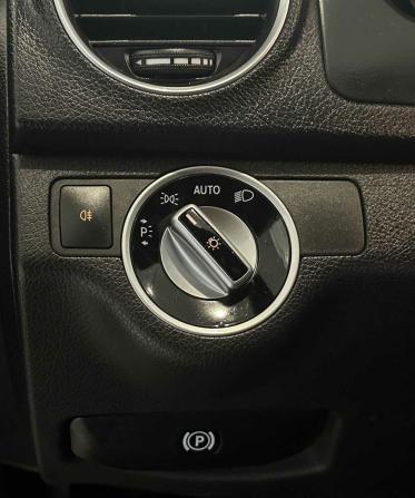 Mercedes-Benz C-Класс III (W204) Рестайлинг с пробегом 2012 года, цена 1 150 000 рублей, 252084 км, седан, Автокод Объявления