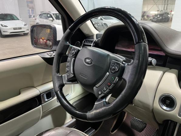 Land Rover Range Rover III Рестайлинг 2 с пробегом 2010 года, цена 2 020 000 рублей, 277499 км, внедорожник, Автокод Объявления