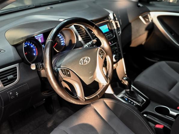 Hyundai i30 II с пробегом 2013 года, цена 900 000 рублей, 175336 км, хэтчбек, Автокод Объявления