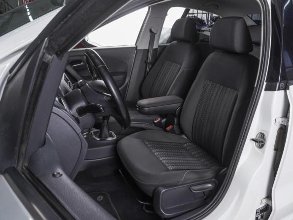 Volkswagen Polo V Рестайлинг с пробегом 2016 года, цена 1 269 000 рублей, 96961 км, седан, Автокод Объявления