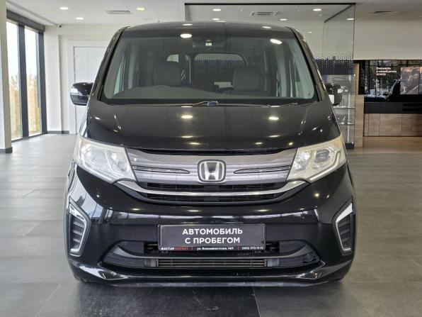Honda Stepwgn V с пробегом 2016 года, цена 1 799 000 рублей, 141488 км, минивэн, Автокод Объявления