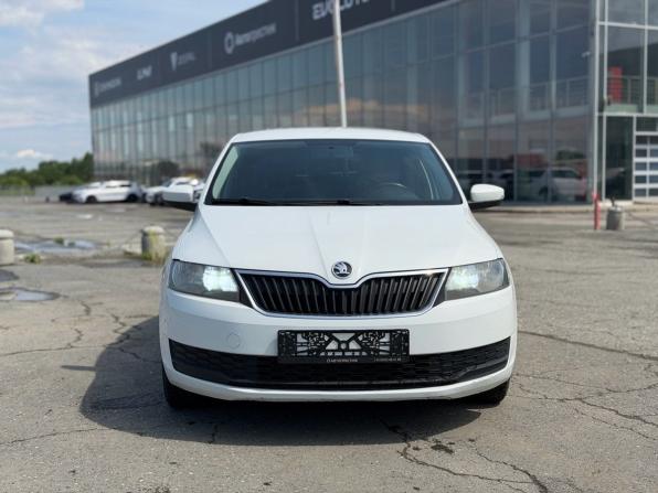 Skoda Rapid I Рестайлинг с пробегом 2017 года, цена 1 012 000 рублей, 135200 км, лифтбек, Автокод Объявления
