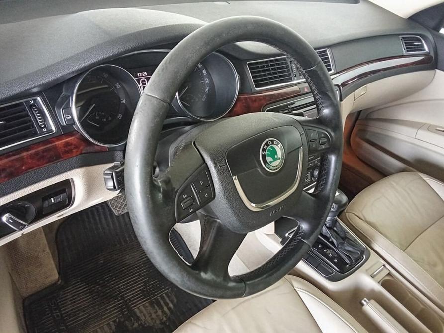 Skoda Superb II Москва  - изображение 12